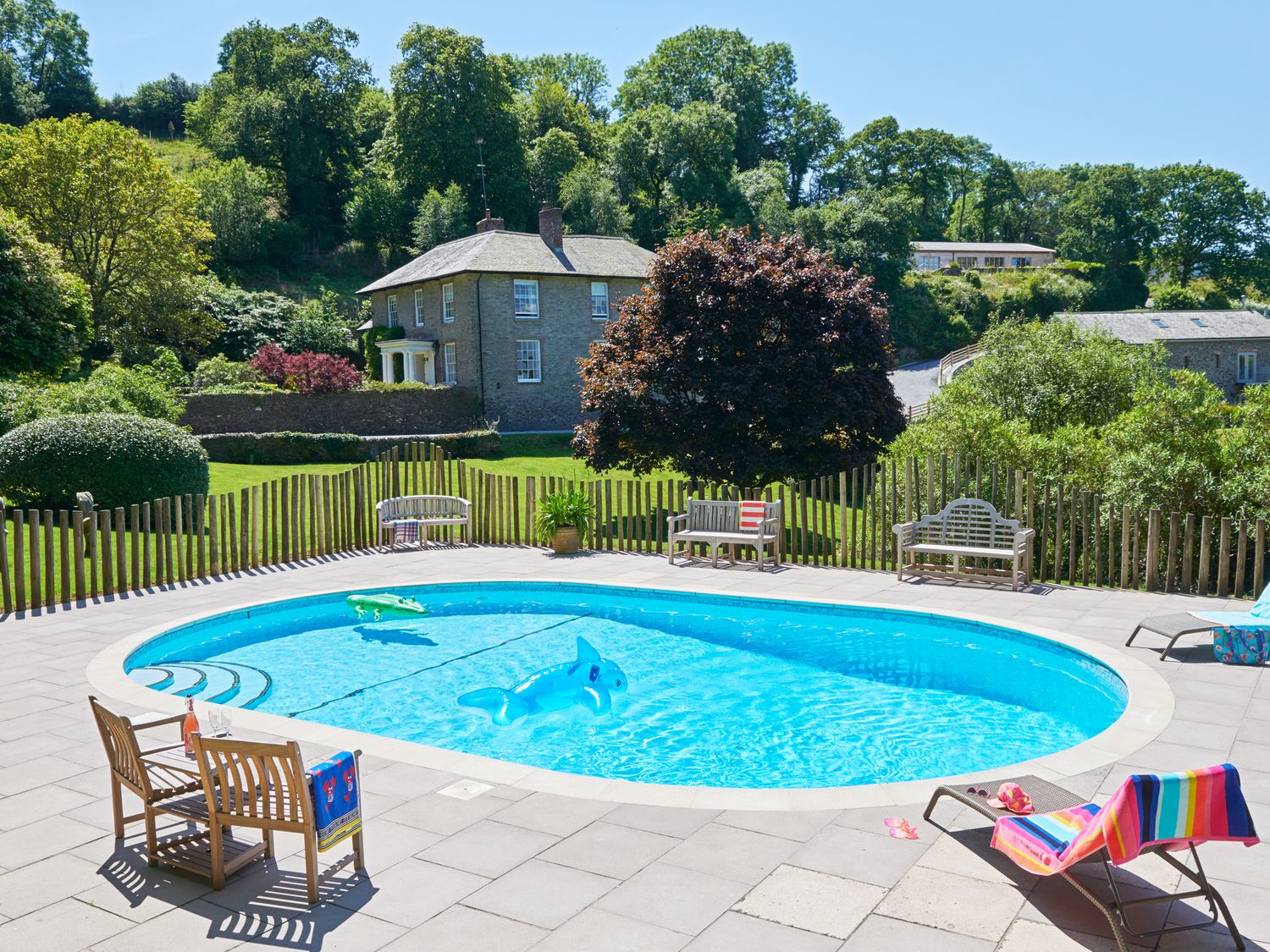 Lodges With Hot Tubs & A Swimming Pool