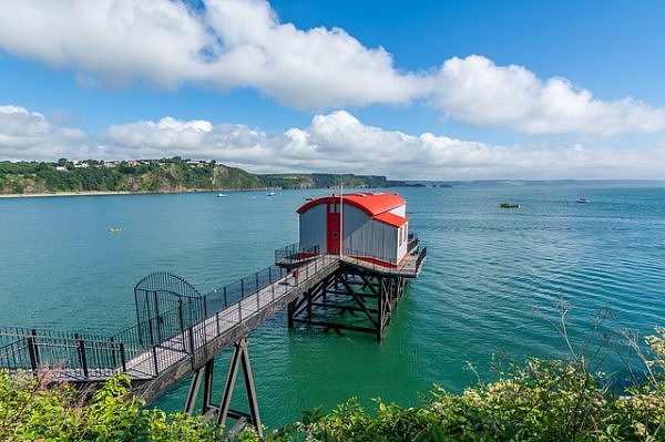 Tenby lifeboat station pembrokeshire