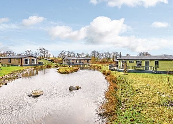 Keswick Reach Lodge Retreat