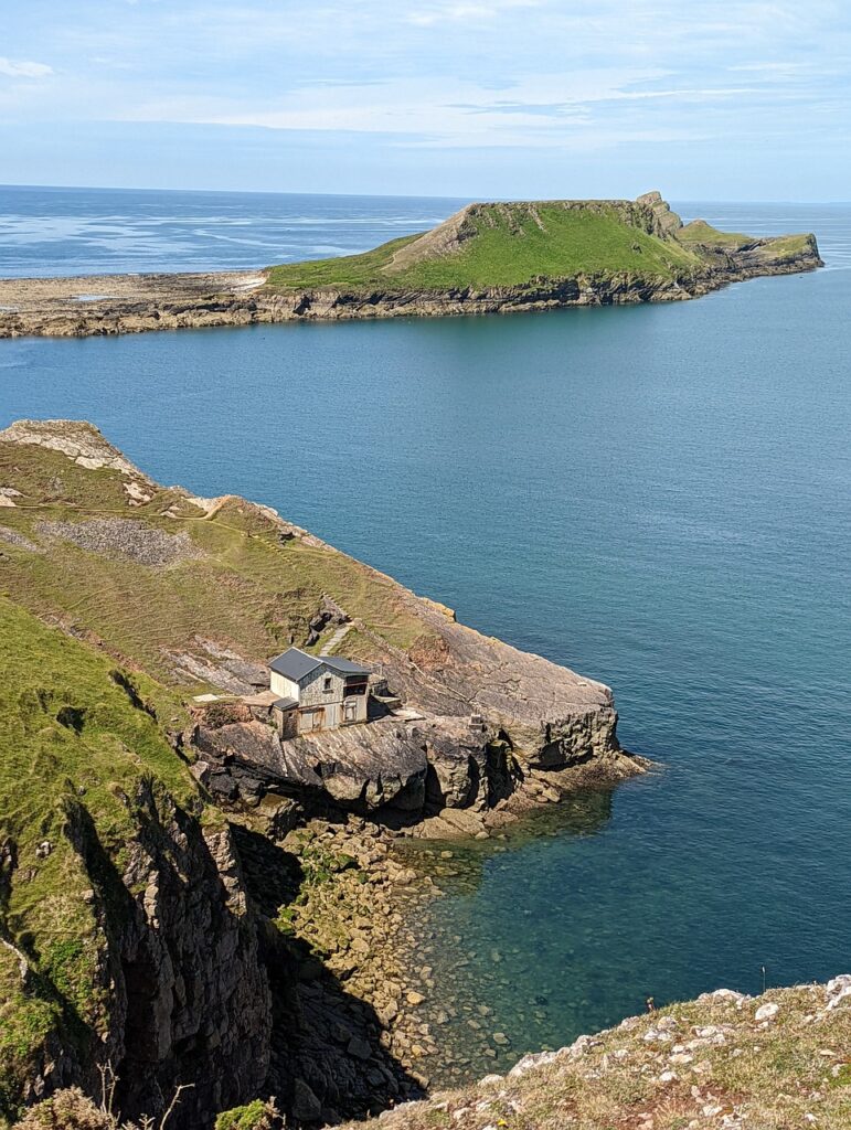 Glamping With A Hot Tub in South Wales - Lodges With Hot Tubs